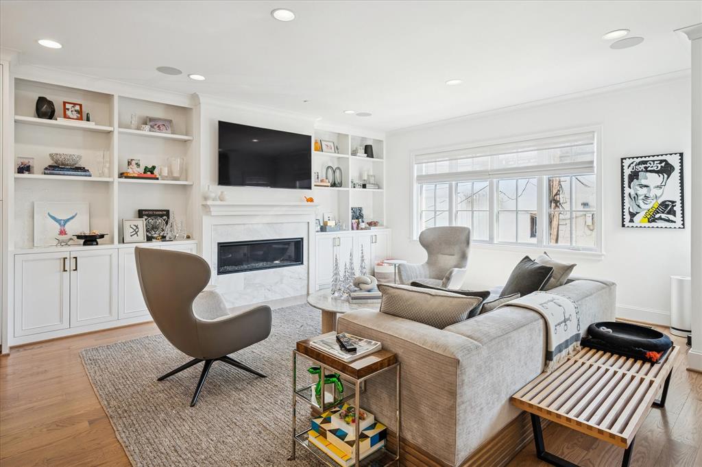 3420 Rosedale Avenue 2