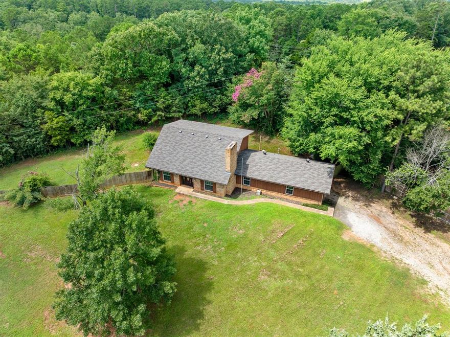 Country Living, City Convenience! 
5 Bed 
2.5 Bath 
1.528 Acres 
Whitehouse ISD
Nestled among mature trees on over 1.5 acres, this updated 4 bedroom gem offers peaceful country vibes just minutes from town. Two spacious living areas give everyone room to spread out, and the layout is perfect for families or entertainers. Located in the sought-after Whitehouse ISD, this home has space, serenity, and style!
Recent updates throughout
Heavily treed lot with privacy and shade
Highly motivated seller, bring all offers!

Priced to move, don’t wait on this one! Opportunity is knocking… loud.