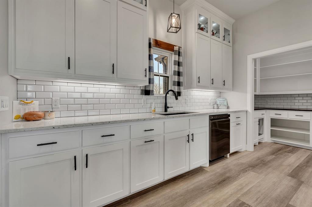 5 Red Lightning Add - Residential