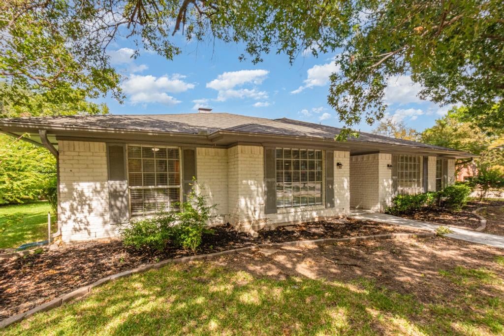 3101 Bonniebrook Drive
