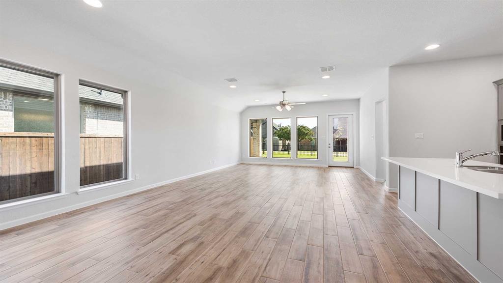 Devonshire - Residential