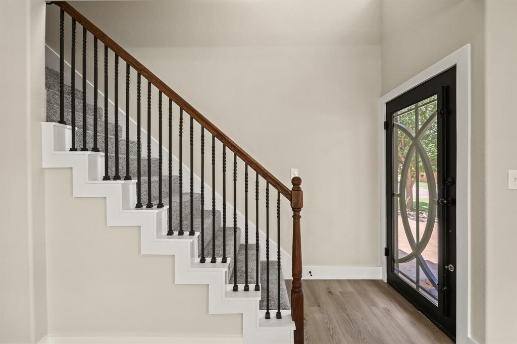 4732 Moss Rose Drive