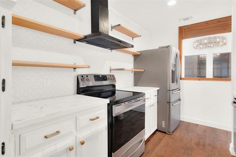 Tiny photo for 3048 Airhaven Street, Dallas, TX 75229 (MLS # 21026341)