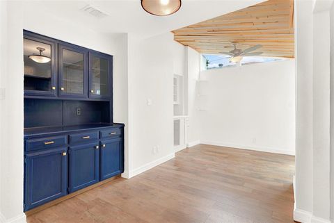 Tiny photo for 3048 Airhaven Street, Dallas, TX 75229 (MLS # 21026341)