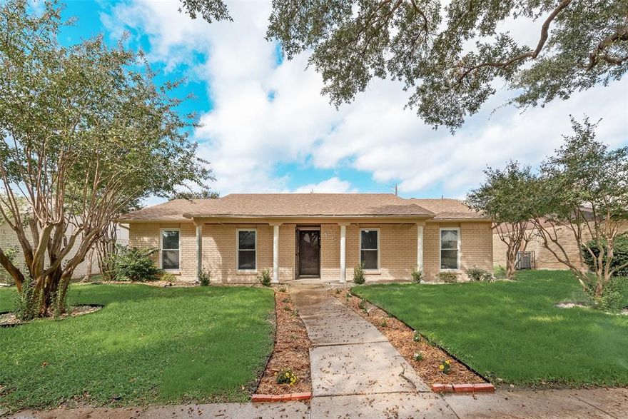 $3,500 seller-paid flooring allowance.
Beautifully remodeled home that backs directly to the park with 3 bedrooms, 2 full baths, 2 living areas, and an open floor plan (Washer, Dryer, and Fridge included). Updated kitchen features granite countertops, tile backsplash, modern lighting, and large windows with park and backyard views. The main living area offers vaulted ceilings with Spanish-style beams, a redesigned fireplace, and sliding doors to a covered patio. All-electric home with new energy-efficient HVAC, newer roof, and new water heater. Fully renovated bathrooms and spacious bedrooms; the primary suite includes hardwood floors, a walk-in closet, and a private bath. New energy-efficient windows throughout. Oversized 2-car garage fits large trucks. Backyard opens directly to the park with trails, tennis courts, a dog park, a playground, and more. Quiet neighborhood with mature trees. Move-in ready