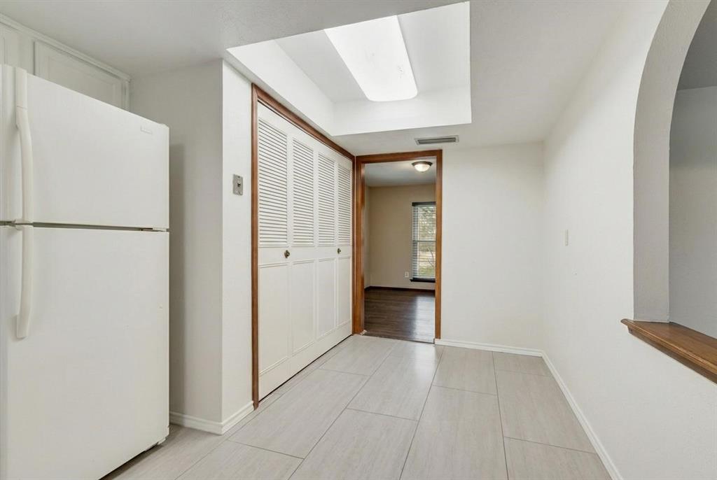 White Rock Village 01 - Residential