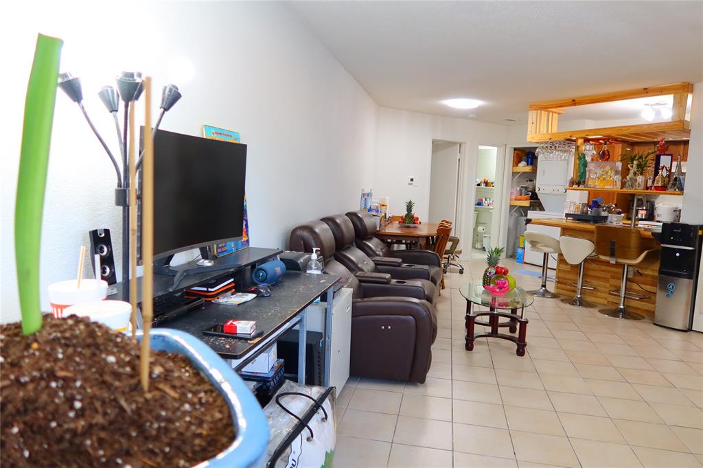 9839 Walnut Street T106