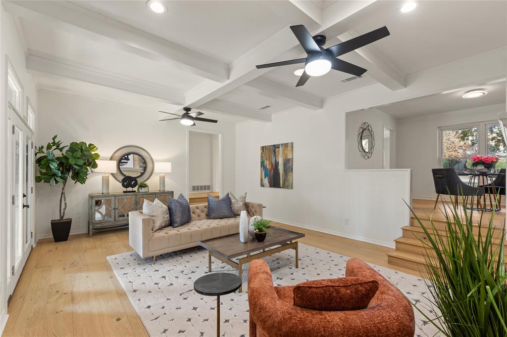 Grapevine, Texas 76051, United States, 4 Bedrooms Bedrooms, ,5 BathroomsBathrooms,Residential,Pending,7990