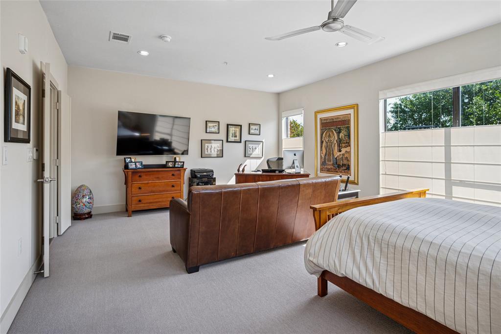 Twnhms 4111 - Residential