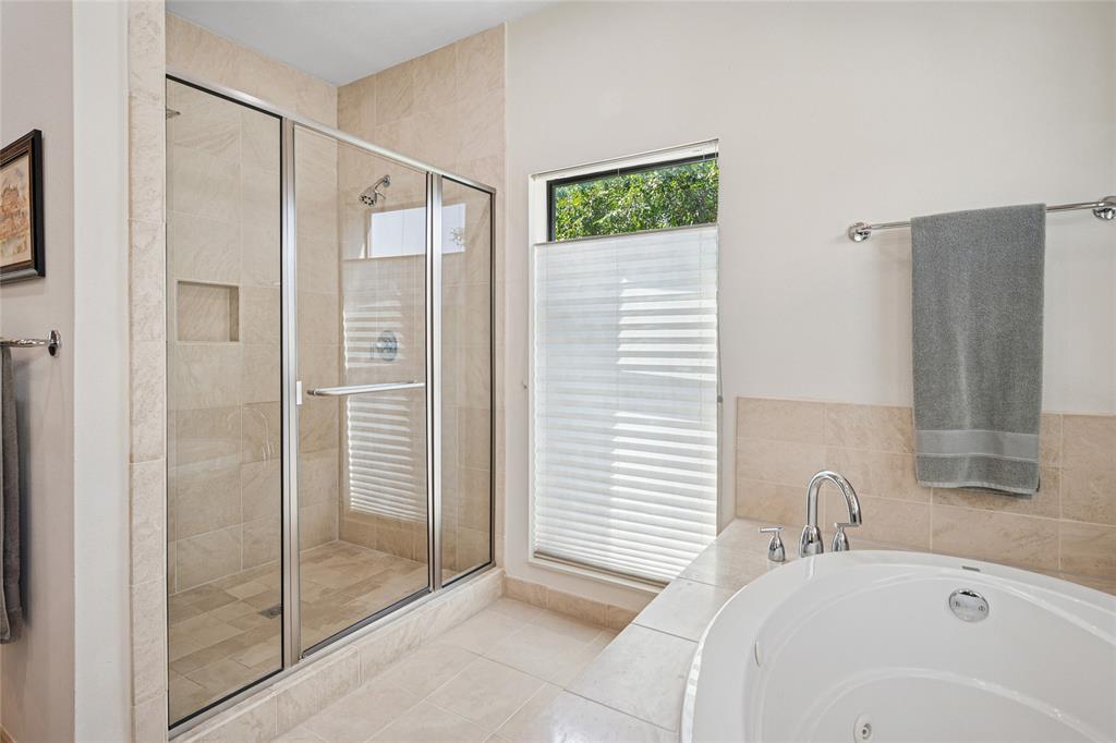 Twnhms 4111 - Residential