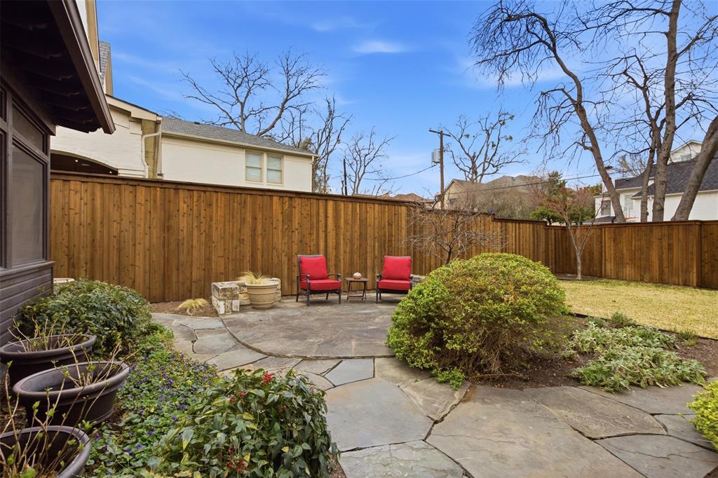 Caruth Hills 6 - Residential