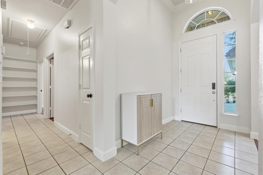 8405 Desert Dunes Trail