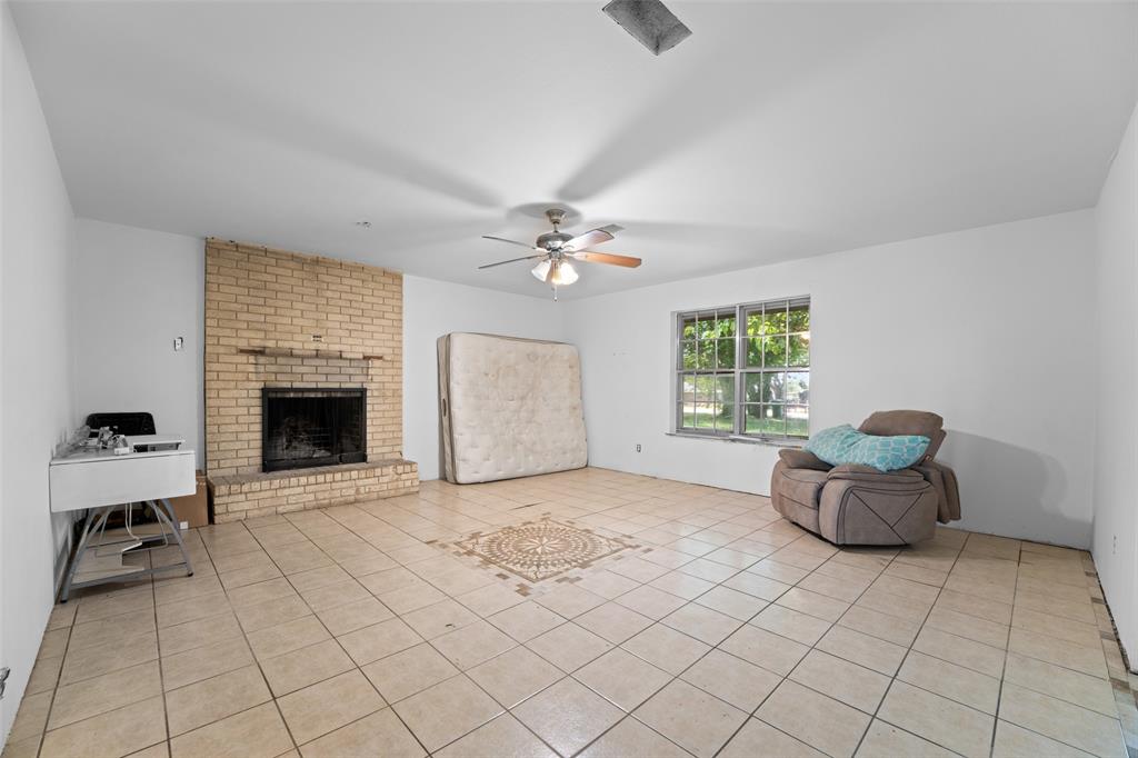 9832 County Road 540