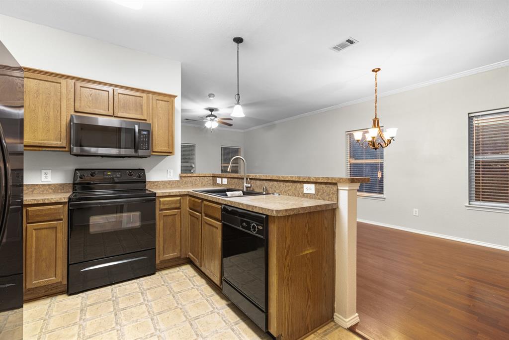 Parkway Village Ph 01 - Residential