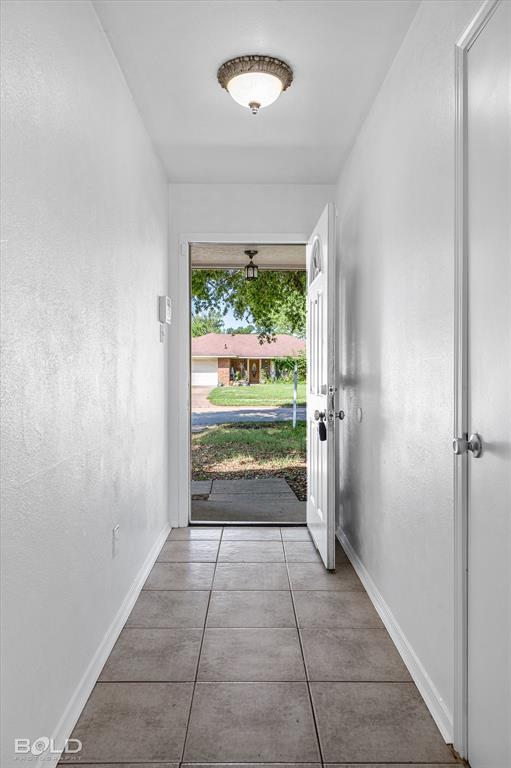 Bossier City, Louisiana 71112, United States, 3 Bedrooms Bedrooms, ,2 BathroomsBathrooms,Residential,Contingent,107332