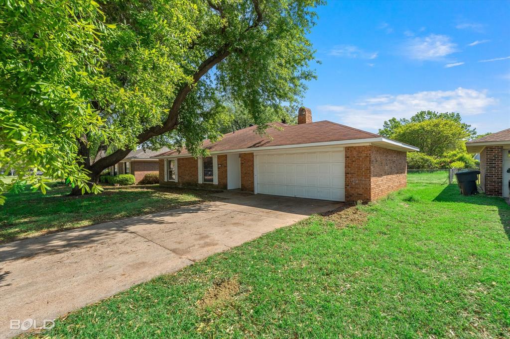 Bossier City, Louisiana 71112, United States, 3 Bedrooms Bedrooms, ,2 BathroomsBathrooms,Residential,Contingent,107332