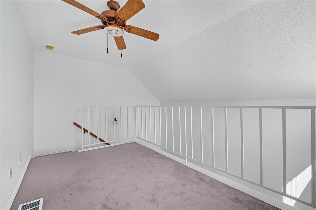 Arlington Oaks Condo - Residential