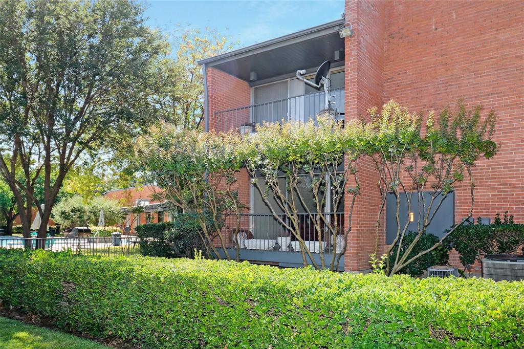 CASTILLIAN CONDO THE - Residential