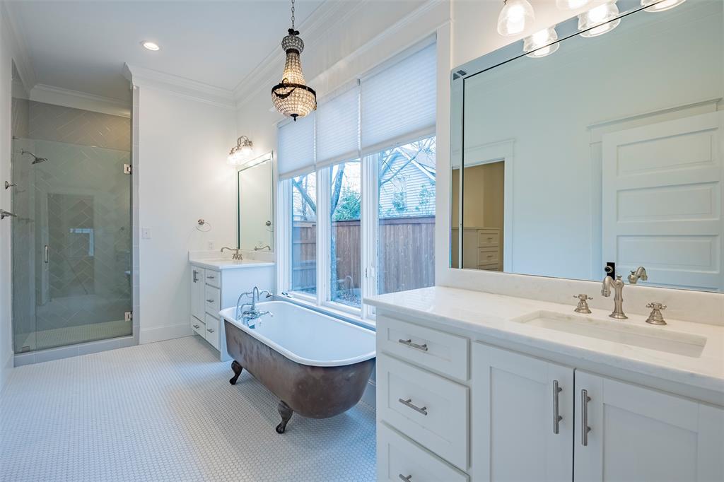 Town - Waxahachie - Residential