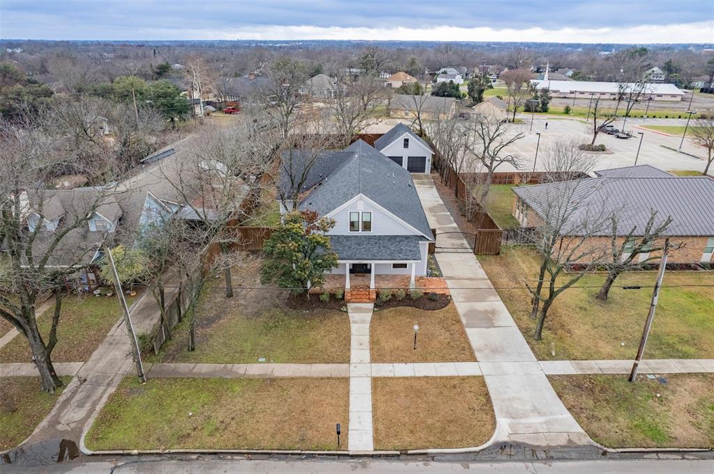 Town - Waxahachie - Residential