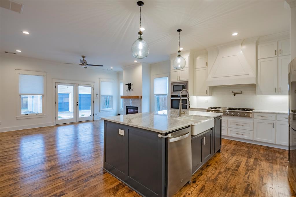 Town - Waxahachie - Residential