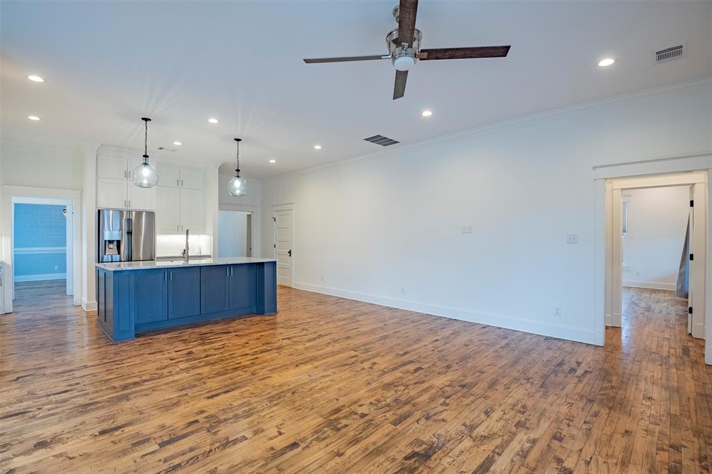 Town - Waxahachie - Residential