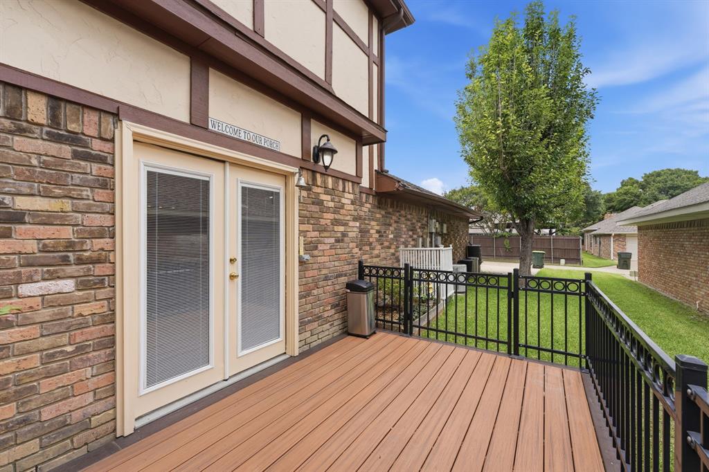 Photo of 1509 Aylesbury Lane, Plano, TX 75075 (MLS # 21284115)