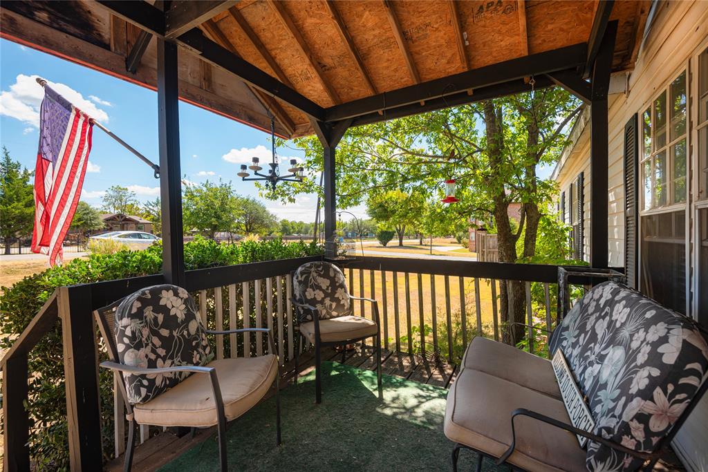 305 Westmoreland Circle