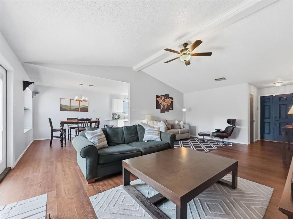 Photo of 321 Juniper Drive, Arlington, TX 76018 (MLS # 21215534)