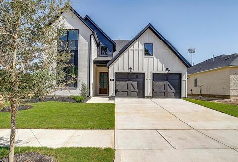 117 Paxton Circle Arlington TX 76013