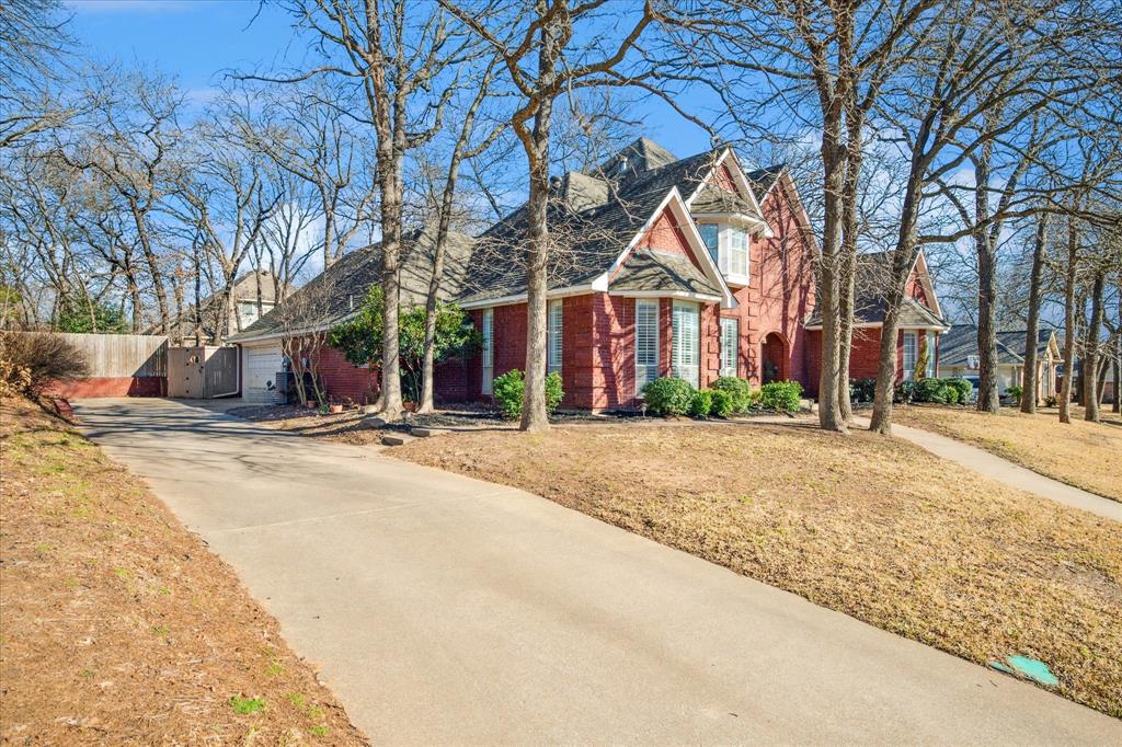 8312 Thorncrest Court