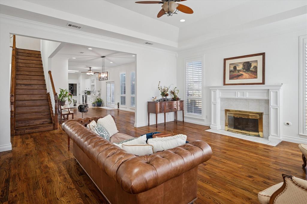 8312 Thorncrest Court