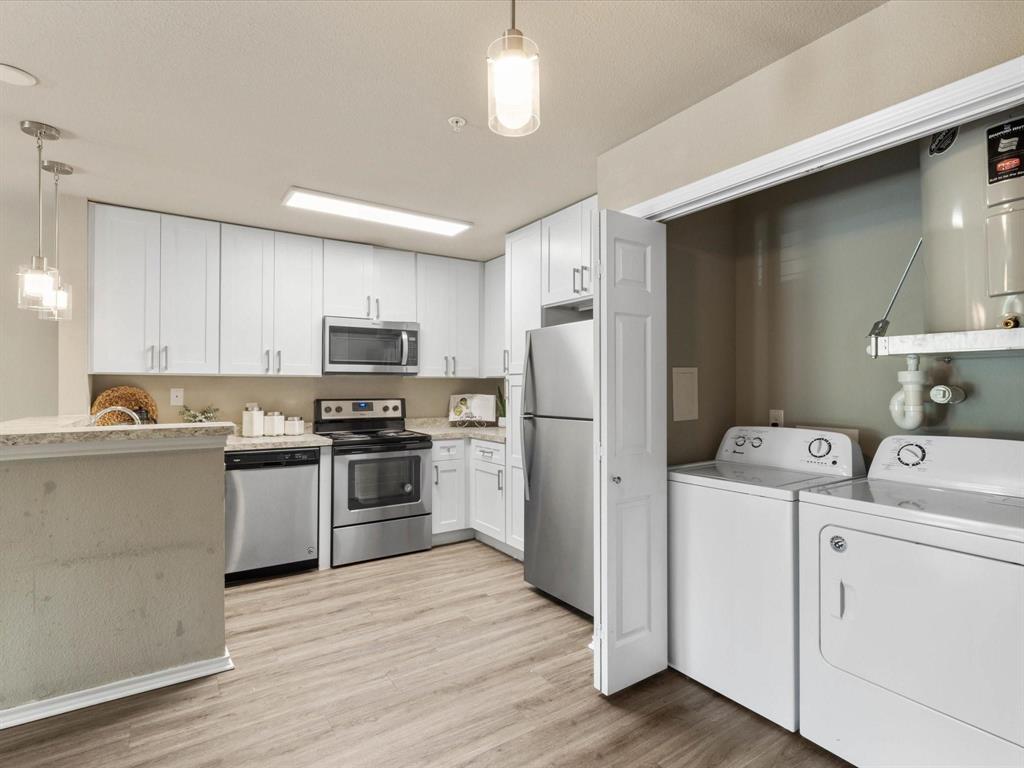 Sablr Ridge Condos Ph 01 06 - Residential Lease