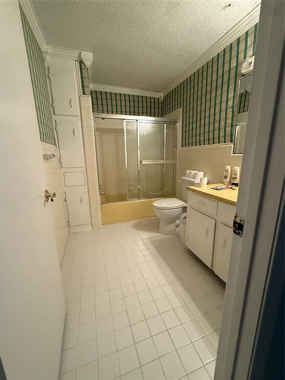 Springhill, Louisiana 71075, United States, 5 Bedrooms Bedrooms, ,4 BathroomsBathrooms,Residential,Contingent,218520