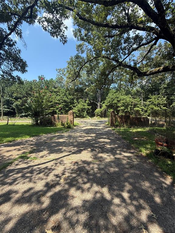 Springhill, Louisiana 71075, United States, 5 Bedrooms Bedrooms, ,4 BathroomsBathrooms,Residential,Contingent,218520