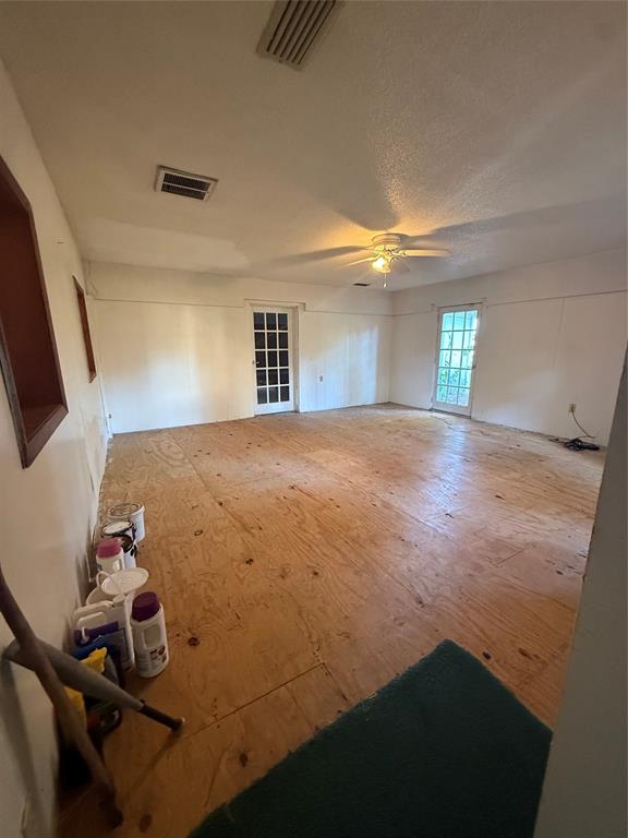 Springhill, Louisiana 71075, United States, 5 Bedrooms Bedrooms, ,4 BathroomsBathrooms,Residential,Contingent,218520