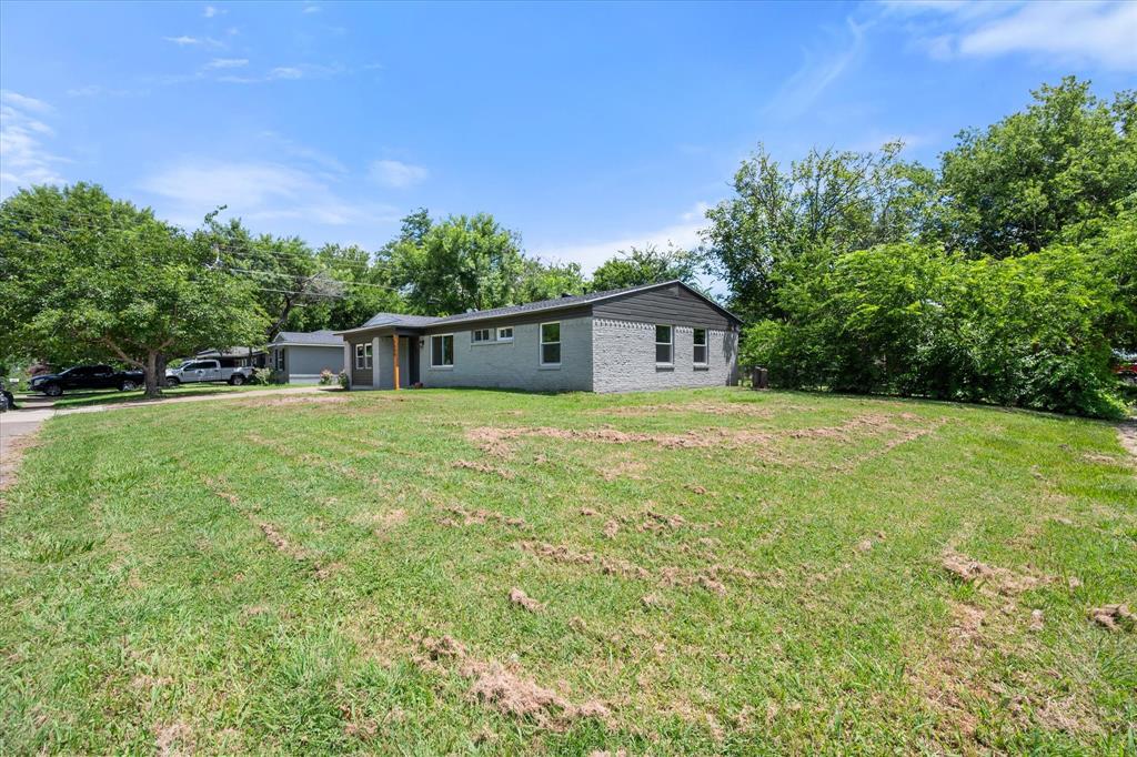 2600 Woodlawn Drive