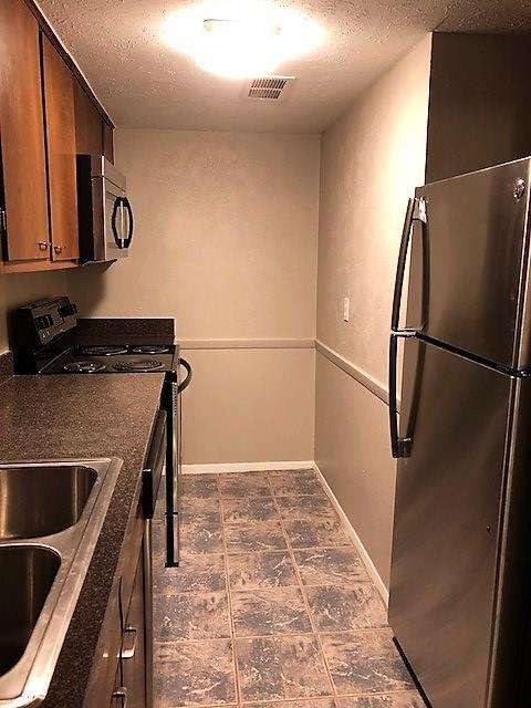 Park Lane Twnhms Ph 01 - Residential Lease