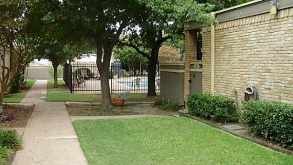 Park Lane Twnhms Ph 01 - Residential Lease