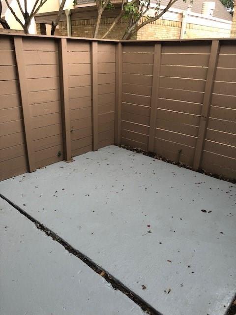 Park Lane Twnhms Ph 01 - Residential Lease