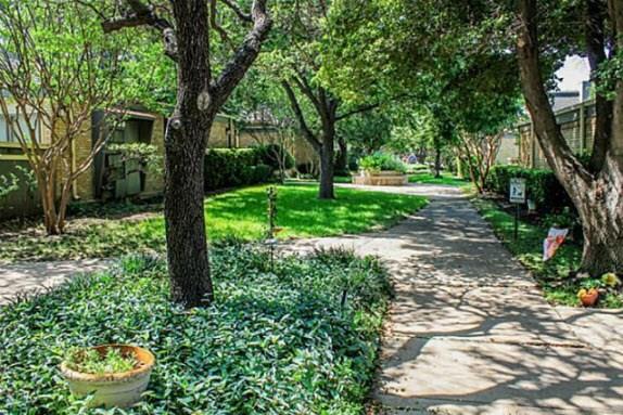 Park Lane Twnhms Ph 01 - Residential Lease