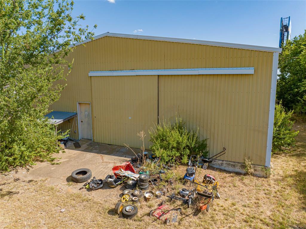 Walker - Commercial Sale