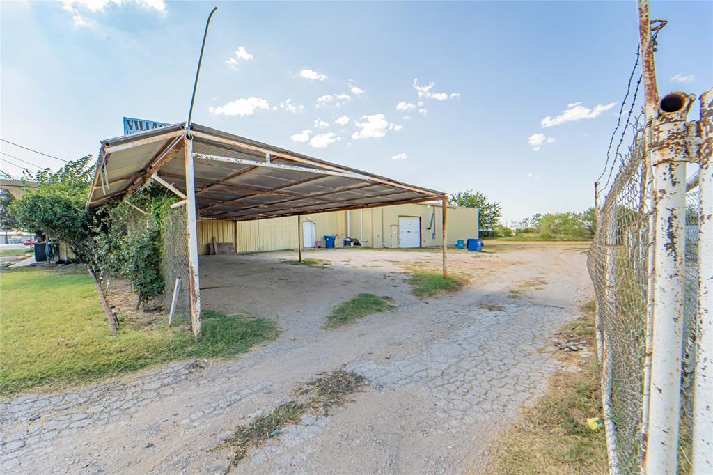 Walker - Commercial Sale