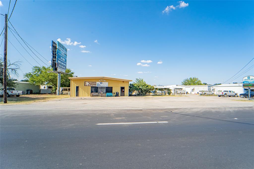 Walker - Commercial Sale