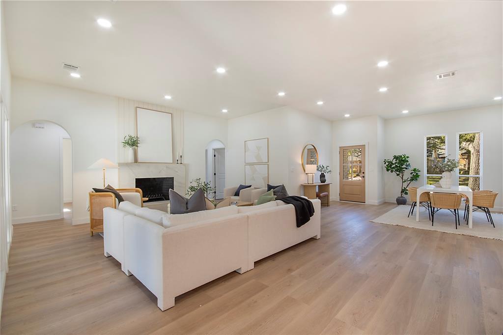 7220 Claybrook Drive