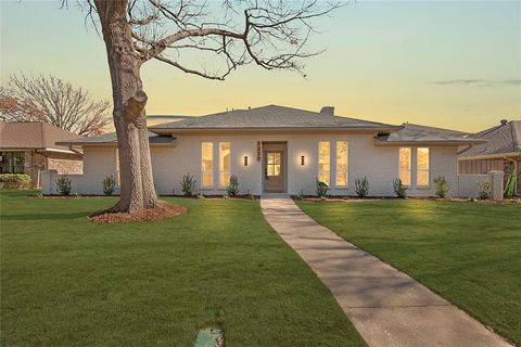 7220 Claybrook Drive Dallas TX 75231