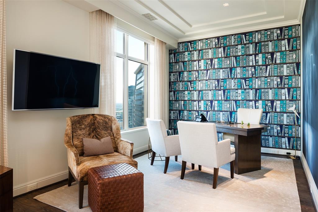 Tower & Regency Row Residence Condo - Residential