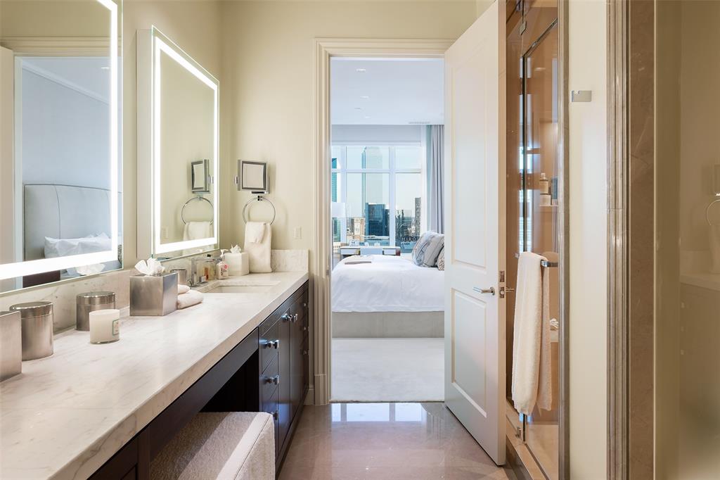 Tower & Regency Row Residence Condo - Residential