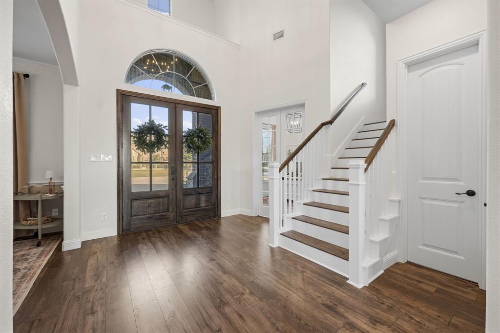 1102 Hidden Oaks Drive