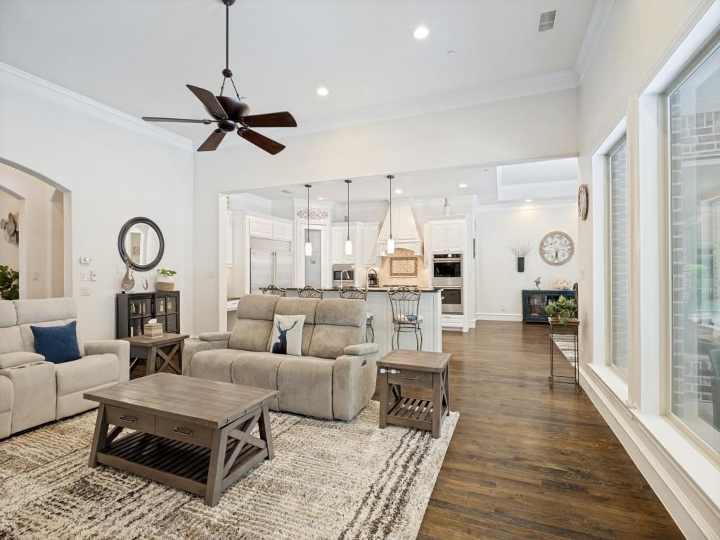 Lucas, Texas, 75002, United States, 4 Bedrooms Bedrooms, ,4 BathroomsBathrooms,Residential,Active,2052142